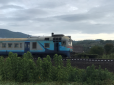 Смертельна аварія на Львівщині: Потяг протаранив авто