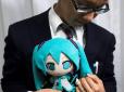 Шлюб з лялькою, або Навіщо японці одружуються з аніме-голограмами (фото)