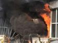 Люди вистрибували з вікон: Страшні деталі пожежі на заводі в Сумах після вибуху гранати