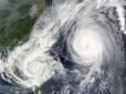 Є жертви: У Японії вирує найпотужніший за останні 60 років тайфун