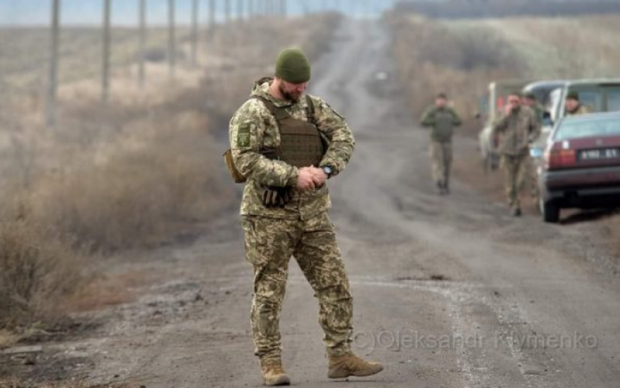 Командир 128-ї ОГШБ полковник Євген Коростельов за три дні до поранення. Фото Олександр Клименко