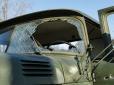 На Донеччині окупанти атакували ракетою військовий автомобіль, є постраждалі (фото)
