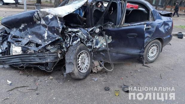 Внаслідок ДТП у Миколаєві загинули таксист і його пасажир