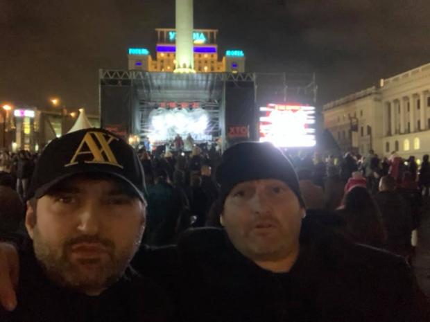 Олексій Голобуцький (зліва) на Майдані. Фото: соцмережі.