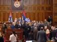 Скрепний фронт-2: У парламенті Сербії проросійські депутати спровокували бійку через ухвалений у Чорногорії закон про незалежну церкву та конфіскацію майна Сербської патріархії (відео)