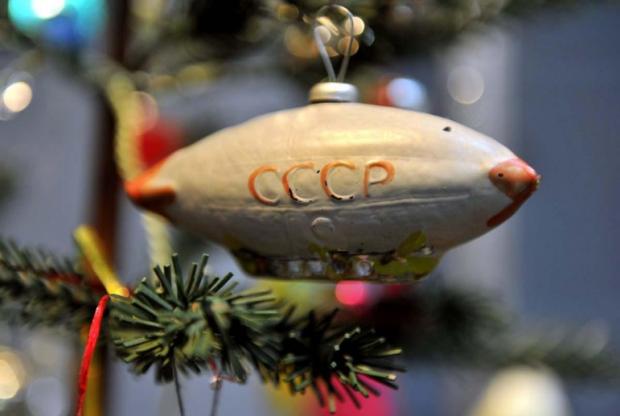 Танки на елке. Почему Новый год остается самым удачным идеологическим проектом СССР