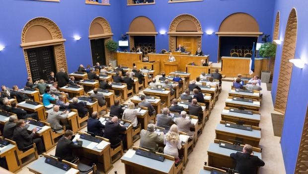 Естонський парламент. Фото: Комментарии.