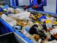 Будні скреп: У Тюмені тіло немовляти здали в переробку сміття