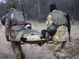 Біля Кримського на Донбасі терористи поранили українського військового