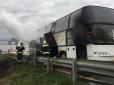 Автобус із 40 українцями загорівся в Угорщині (фото, відео)