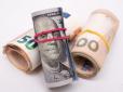Міжбанк: Гривня продовжує падати, долар закріпився на новій психологічній позначці