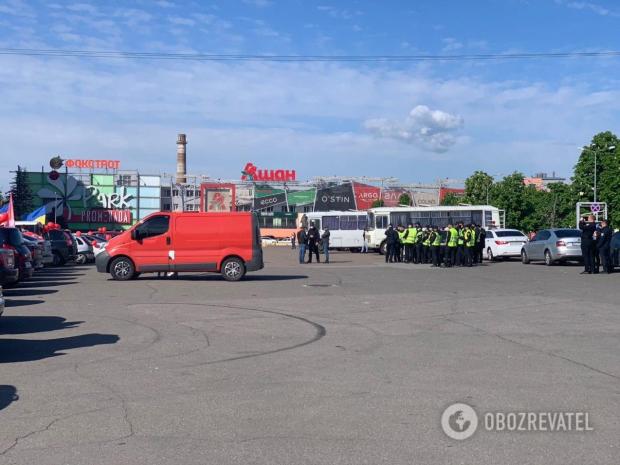 Партія Шарія влаштувала автопробіг у Києві