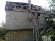 Зруйновано два будинки: Російські терористи обстріляли селище на Донеччині (фото)