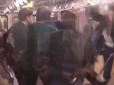 Резонанс тижня. До втрати свідомості: У київському метро побили хлопця (відео 16+)