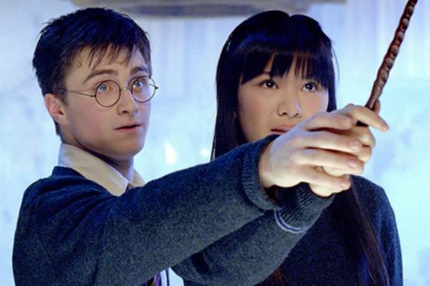 Гаррі Поттер і Чжоу Чанг. Фото: скріншот з відео.