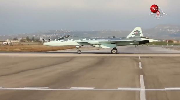 Літак Су-57 ВКС РФ під час перебування в Сирії