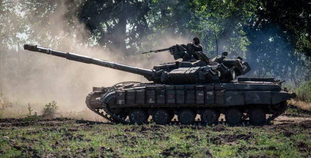 Танк Т-64ББ 93-ї бригади під час навчань. Фото: 93 ОМБр