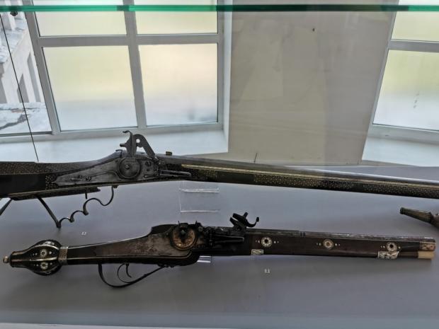 Очень популярное в XVII веке у казаков короткоствольное ружье бандолет