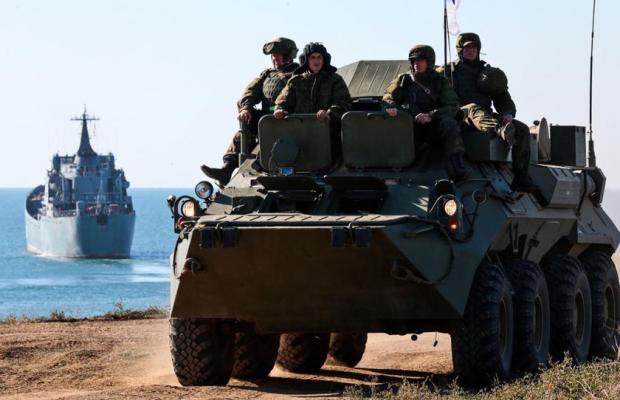 Російська армія на території окупованого КримуФото: Getty images