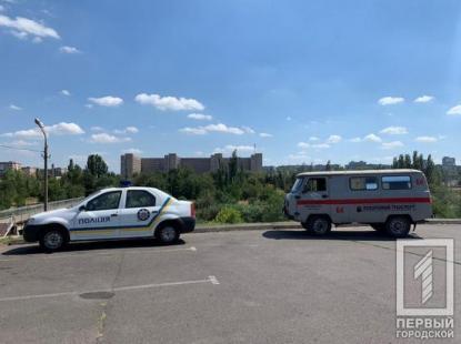 У Кривому Розі в воді під мостом знайшли тіло чоловіка