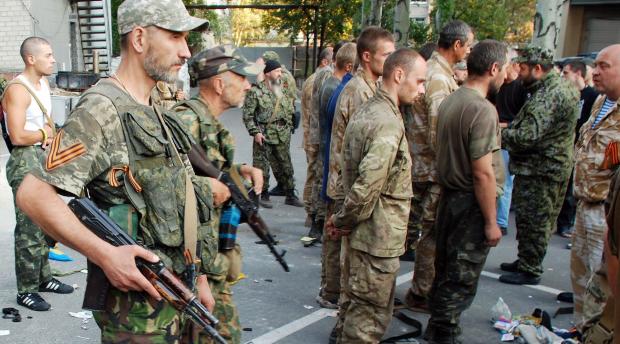 Російські пропагандисти активно знімали українських військовополонених.