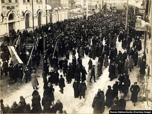 Українська репрезентація на Ново-Соборній площі Томська. 23 (10) березня 1917 року