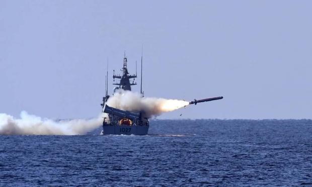 Пуск протикорабельної ракети з ракетного катери ВМС Пакистану Фото: ВМС Пакистану