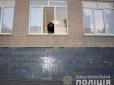 Моторошна трагедія у Хмельницькому: У дитячому садку малюк випав з вікна