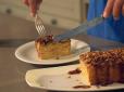 З архіву ПУ. Печемо вдома запашний яблучний пиріг за годину: Рецепт від Тетяни Литвинової (відео)