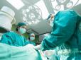 Без єдиного розрізу: Львівські медики провели унікальну операцію на серці