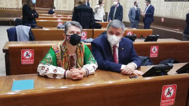 Мама Марківа і Аваков у суді