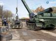 Зроблено в Україні: Оновлений броньований тягач БТС-4 отримали українські військові (фото, відео)