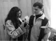 У пальто та светрі: Співачка Руслана показала, як 25 років тому вийшла заміж (фото)