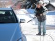 Мити чи не мити авто в мороз: Фахівці дали корисні поради водіям і розставили крапки над 