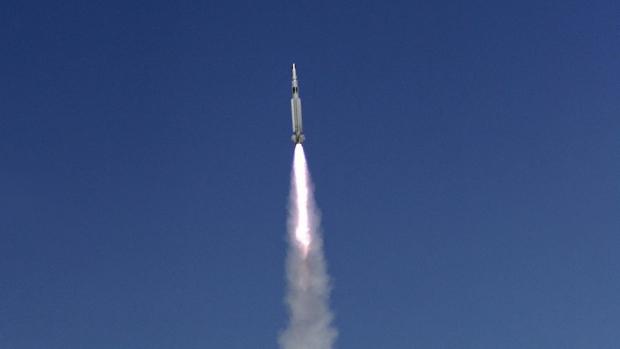 MICA розроблена у версії ракети "повітря-повітря", "земля-повітря" та "море-повітря"