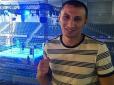 Скрепи в істериці: Боксер вийшов на бій у Москві в футболці з прапором України (відео)