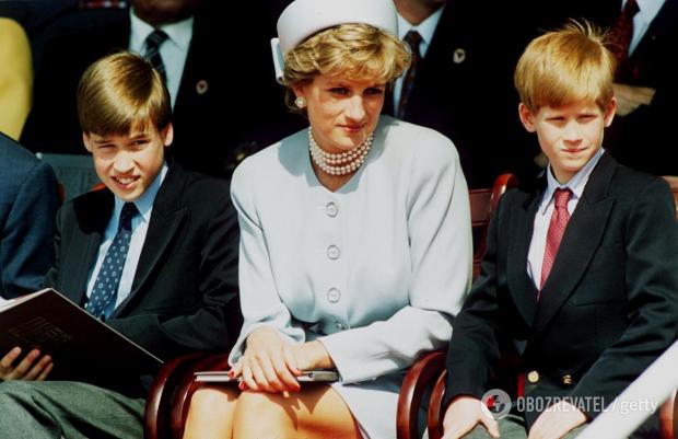 Британські принци Вільям і Гаррі зі своєю матір'ю Діаною