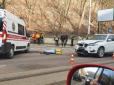 Робота ціною в життя: У Львові BMW X5 на смерть збив 58-річну кур'єрку Glovo (відео)