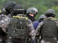 Масштабна спецоперація у Чехії: Поліція затримала найманців, які воювали на Донбасі