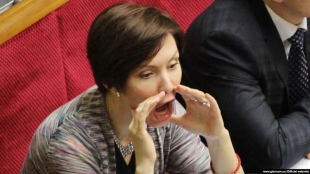 Оксана Марченко в певному ракурсі нагадує Олену Бондаренко? Фото: 5 канал.