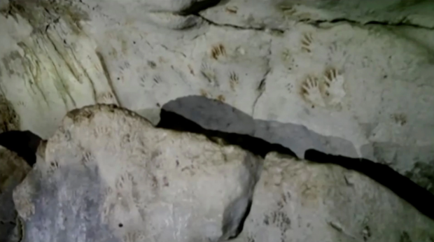 У Мексиці знайшли таємничі відбитки рук древніх мая. Фото
