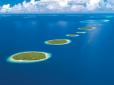 Мальдіви прискорено поглинає океан: Острівна держава б'є на сполох