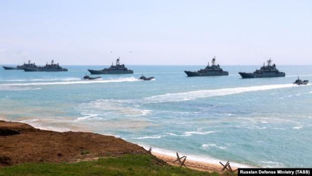 Кораблі Чорноморського флоту Росії під час навчань в Чорному морі, 22 квітня 2021 року