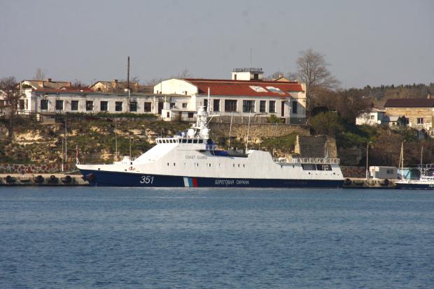 «Старобільськ» вийшов на службу до Каркінітської затоки. ПСКР «Безупречный» (351) у квітні 2019-го року біля причалу Інженерної бухти в окупованому Севастополі Фото з відкритих джерел