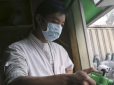 У Китаї повідомили про перший у світі випадок зараження новим штамом пташиного грипу