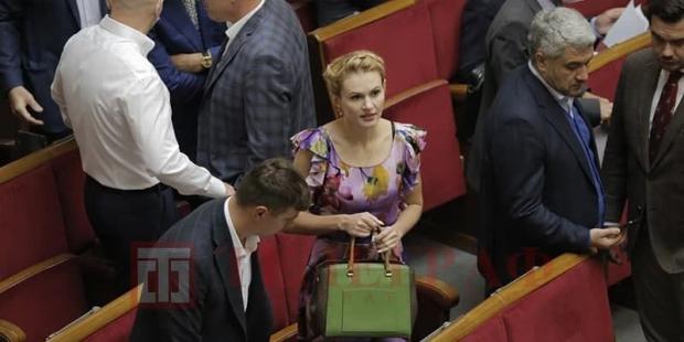 Скороход повторила знамениту зачіску Тимошенко.