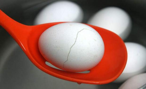 Яйце на ложці