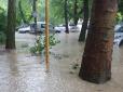 Справа не у зміні клімату: Метеоролог пояснив причину моторошної зливи в Криму