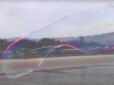 Гіннесса терміново: Чоловік надув мильну бульбашку в десятки метрів (відео)