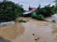 У Криму знов жахливі зливи, є жертви (відео)